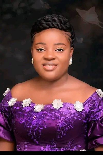 FECA Nigeria Nwaniba Celebrates Ima Sungz (Linked)